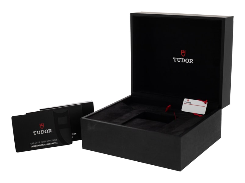 Tudor Black Bay GMT M79830RB-0001